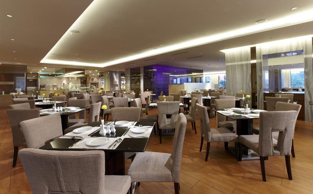 Evergreen Resort Hotel - Jiaosi Цзяосі Екстер'єр фото The restaurant