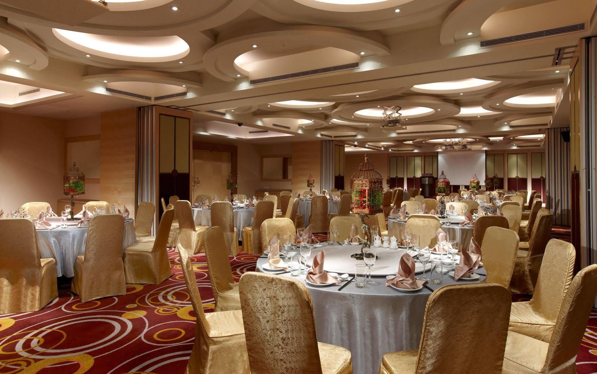 Evergreen Resort Hotel - Jiaosi Цзяосі Екстер'єр фото The ballroom